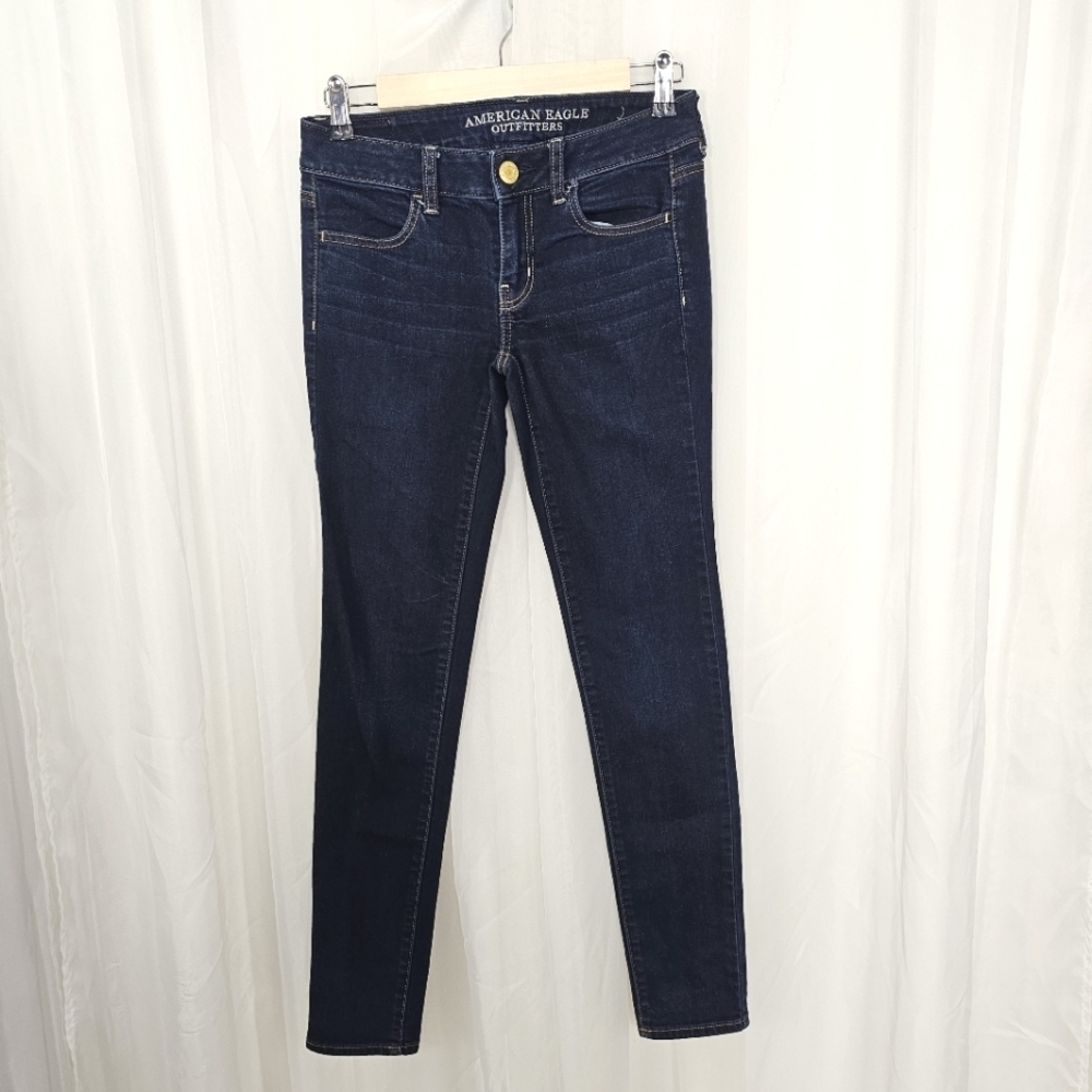 AEO dark wash jegging stretch size 0